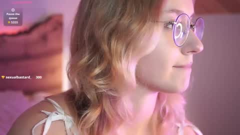 Snapshot of nerissa_xo chatting on 10.16.25 Nerissa online show from 10.16.25