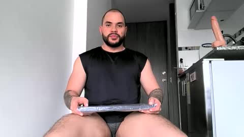 neron XXL online show from 11.19.25