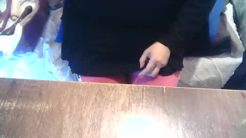 Snapshot of neslihan35 chatting on 02.03.25 neslihan online show from 02.03.25