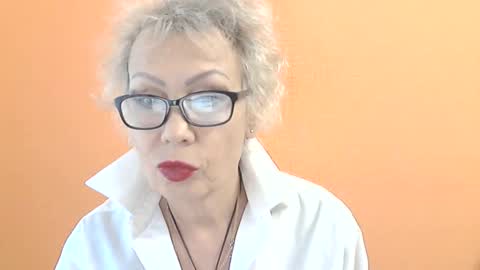 NessyJenixs online show from 10.17.25