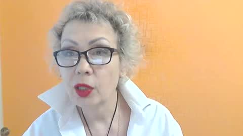 NessyJenixs online show from 03.11.26