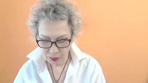 NessyJenixs online show from 03.25.26