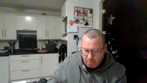 Snapshot of nesuk chatting on 12.23.24 nesuk online show from 12.23.24