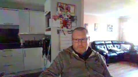 Snapshot of nesuk chatting on 02.05.25 nesuk online show from 02.05.25