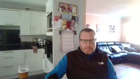 Snapshot of nesuk chatting on 02.25.25 nesuk online show from 02.25.25