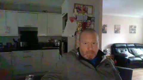Snapshot of nesuk chatting on 03.10.25 nesuk online show from 03.10.25