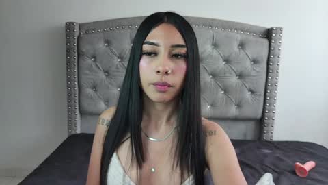 nesuko_kamado online show from 01.06.25