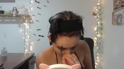 Mar online show from 10.19.25