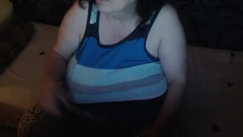 Snapshot of new_milf chatting on 07.13.26 Lilly online show from 07.13.26
