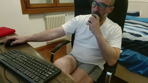 simi online show from 04.03.26