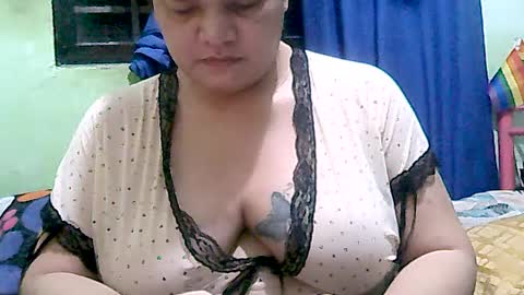 Snapshot of new_taboo_fetishqueen chatting on 06.21.26 mariapaula online show from 06.21.26