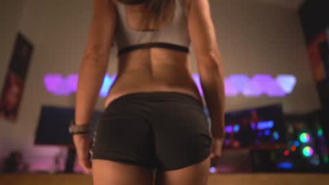 Snapshot of newivy chatting on 12.08.24 Ivy online show from 12.08.24