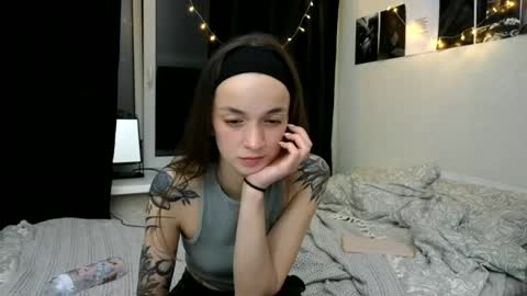 Snapshot of newproject_ chatting on 06.11.26 Nova online show from 06.11.26