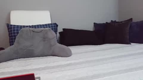 newtothis7756 online show from 09.28.25