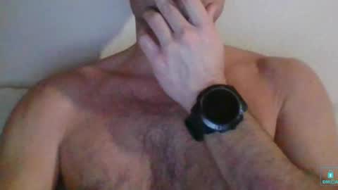Snapshot of newtyguy90 chatting on 01.08.25 newtyguy90 online show from 01.08.25