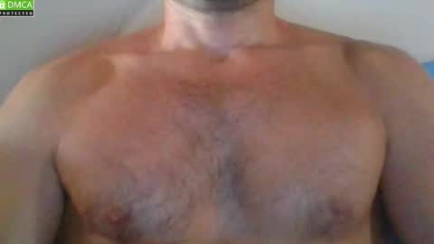 Snapshot of newtyguy90 chatting on 09.14.25 newtyguy90 online show from 09.14.25