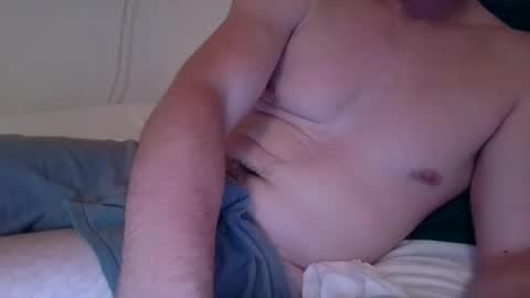 Snapshot of newu2022 chatting on 10.02.25 newu2022 online show from 10.02.25