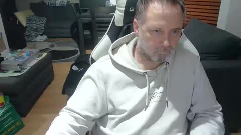 NewWorld online show from 11.05.25