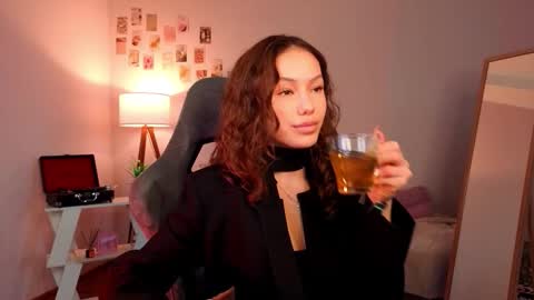 Snapshot of nexorine chatting on 02.06.26 Lilly online show from 02.06.26