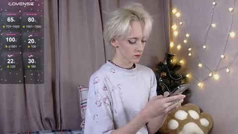 NextVibe1 online show from 12.18.25