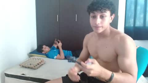 Snapshot of ney_quiroz chatting on 01.17.26 ney hotman online show from 01.17.26