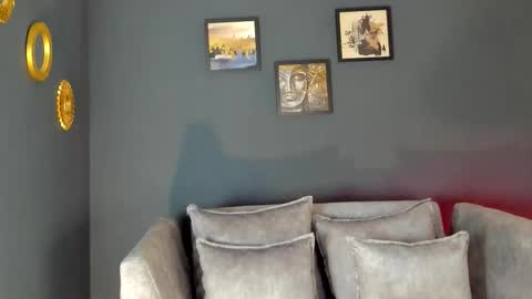 Snapshot of neyder_sanz chatting on 02.23.26 NEYDER online show from 02.23.26