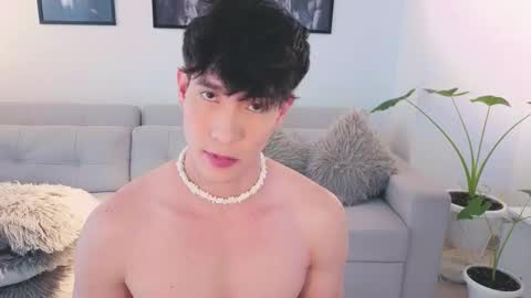   online show from 10.01.25