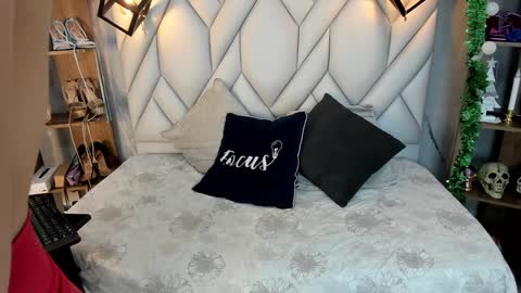 Milena online show from 01.10.25