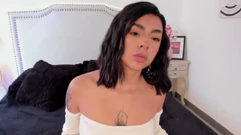 Nia Malkova online show from 04.14.26