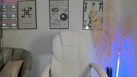 Nia online show from 09.18.25