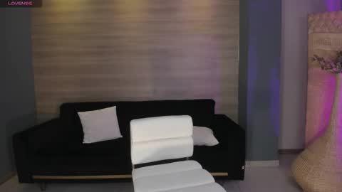 SQUIRTER DOLL    online show from 02.24.26