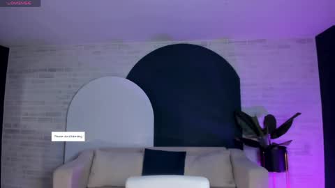 SQUIRTER DOLL    online show from 05.10.26