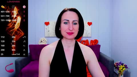 Snapshot of niasmithh chatting on 02.15.25 niasmithh online show from 02.15.25