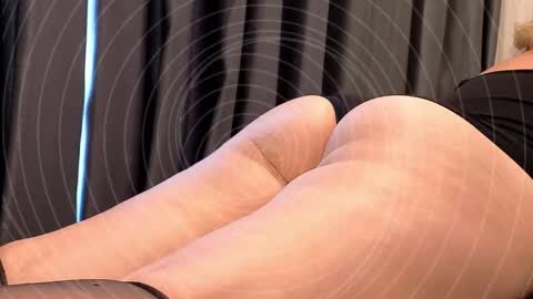 Snapshot of niatonoori chatting on 02.03.26 Kim online show from 02.03.26