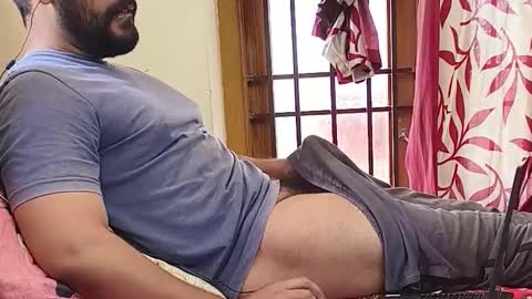 Robin online show from 02.10.26