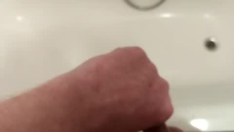 Snapshot of niceguy17cm chatting on 04.12.26 Ole online show from 04.12.26