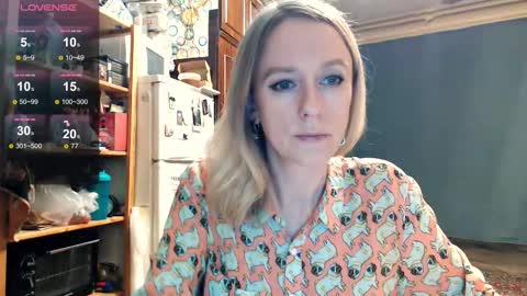 Snapshot of nicekat chatting on 11.02.25 Kathrine online show from 11.02.25