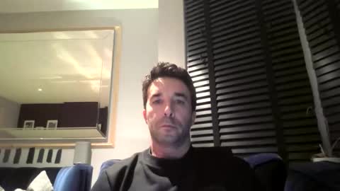 Snapshot of niciboi chatting on 10.25.25 James online show from 10.25.25