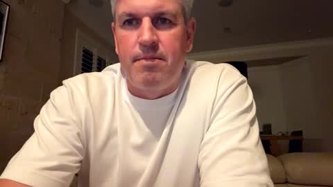 nick578320 online show from 04.17.26