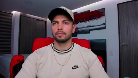 Snapshot of nick_klaus chatting on 09.25.25 Nick Klaus online show from 09.25.25