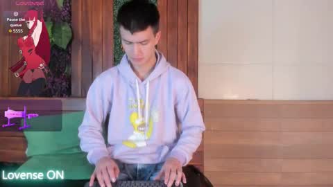 Snapshot of nick_torn chatting on 09.16.25 Nick  online show from 09.16.25