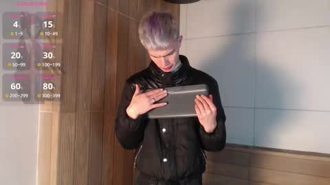 Snapshot of nick_torn chatting on 10.24.25 Nick  online show from 10.24.25