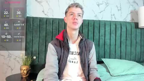 Snapshot of nick_torn chatting on 10.30.25 Nick  online show from 10.30.25