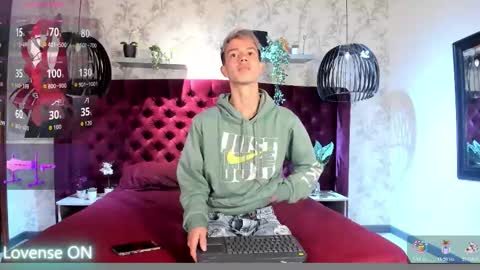 Nick  online show from 11.06.25