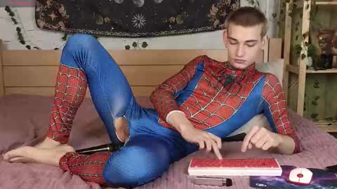 Snapshot of nick_win chatting on 10.10.25 Nick online show from 10.10.25