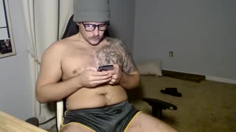 Snapshot of nickandmeg chatting on 12.31.24 Cakedcouple OF - Yourtattedcutie qurlynfit online show from 12.31.24