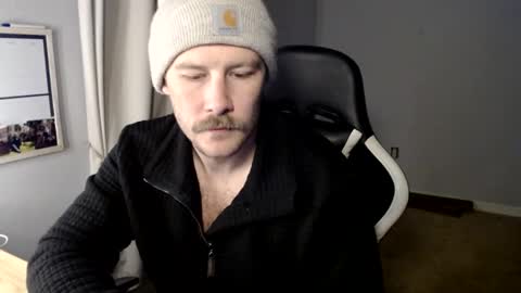 Snapshot of nickandmeg chatting on 01.04.25 Cakedcouple OF - Yourtattedcutie qurlynfit online show from 01.04.25