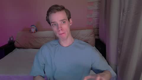 Snapshot of nickandmolly chatting on 03.02.25 nick and molly online show from 03.02.25