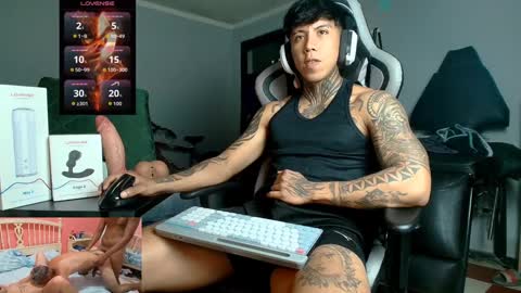 Snapshot of nickhot0609 chatting on 09.23.25 Nickhot0609 online show from 09.23.25