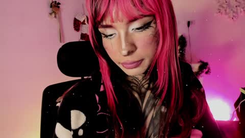   Help me reach 100 thumbs up online show from 01.09.25